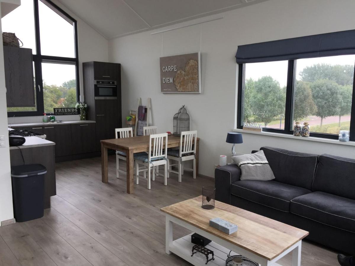 Lovely Holiday Home In Stavoren Near Frisian Lakes Exterior photo