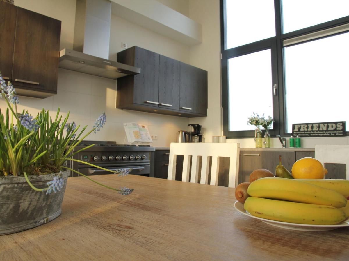 Lovely Holiday Home In Stavoren Near Frisian Lakes Exterior photo